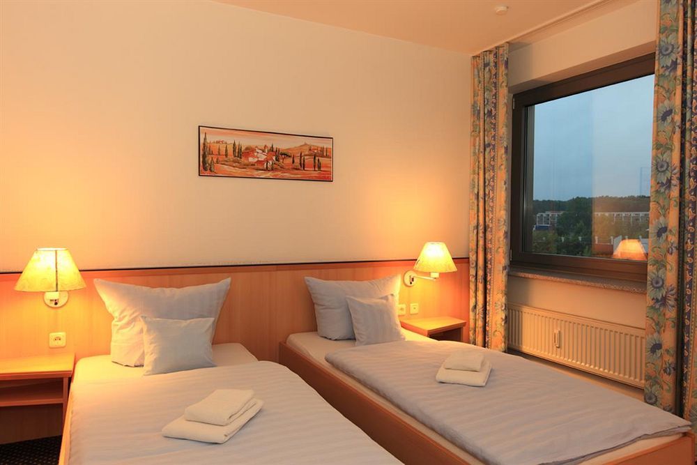 Hotel Near By Laatzen Cameră foto